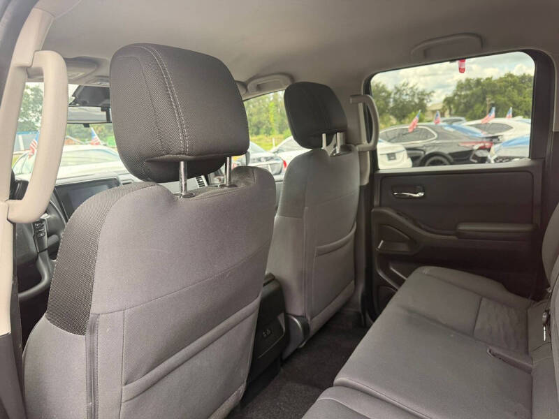 2022 Nissan Frontier S