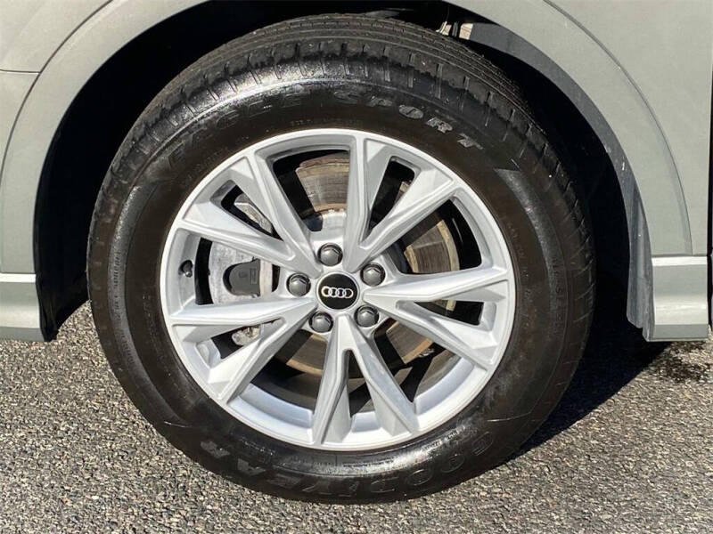 2021 Audi Q3 quattro S line Premium 45 TFSI