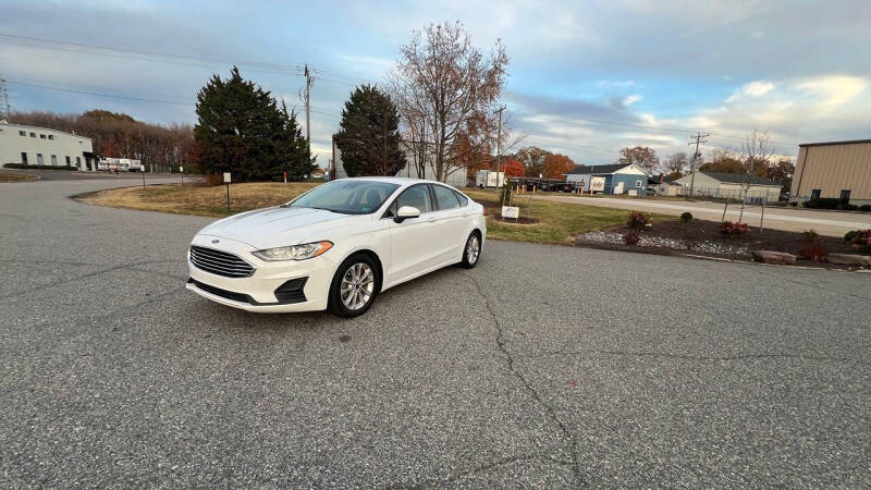 2020 Ford Fusion SE