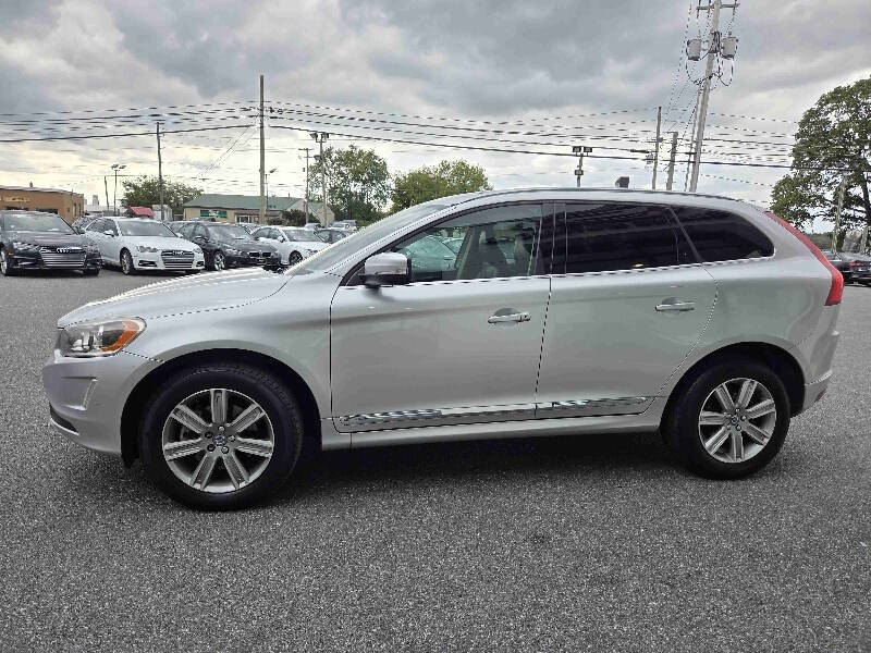 2017 Volvo XC60 T5 Inscription