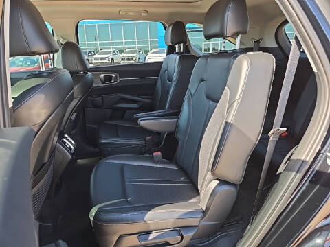 2023 Kia Sorento EX