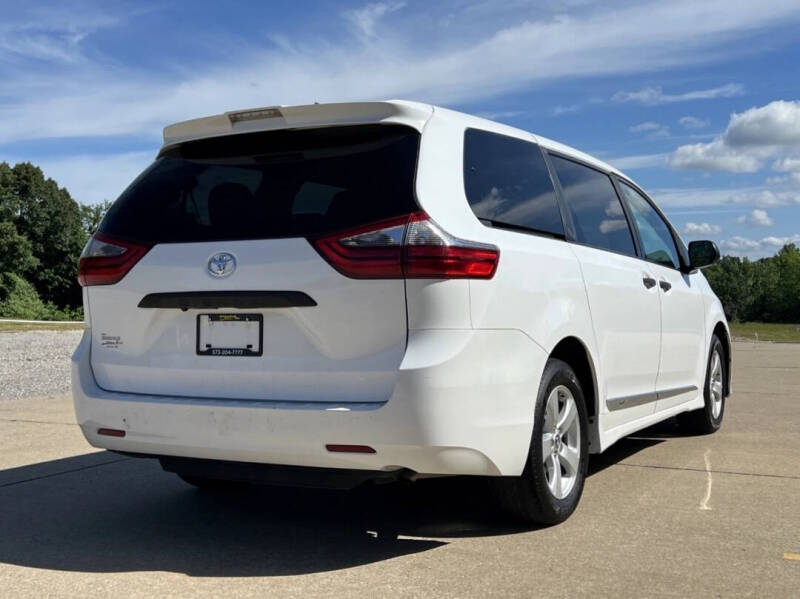 2020 Toyota Sienna L 7-Passenger