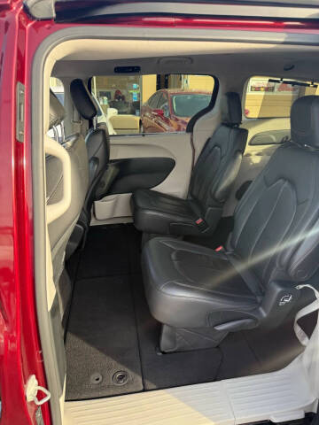 2018 Chrysler Pacifica Touring L