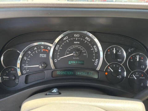 2003 Cadillac Escalade