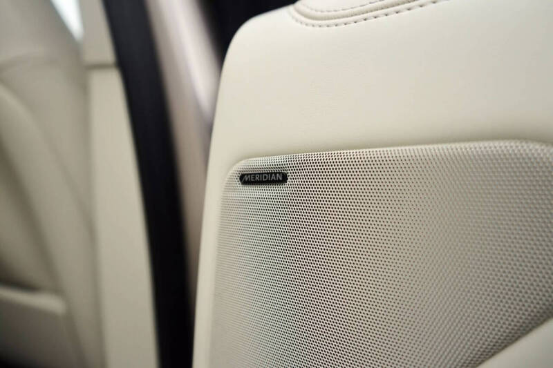 2023 Land Rover Range Rover P400 SE