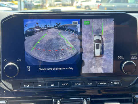 2022 Nissan Pathfinder Platinum