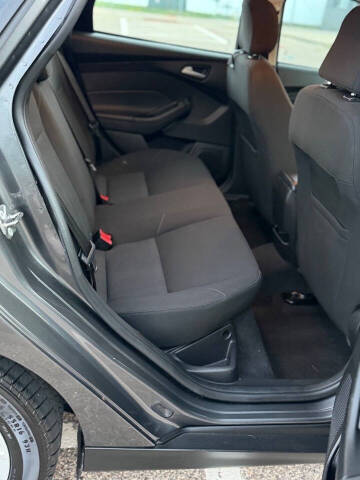 2017 Ford Focus SE
