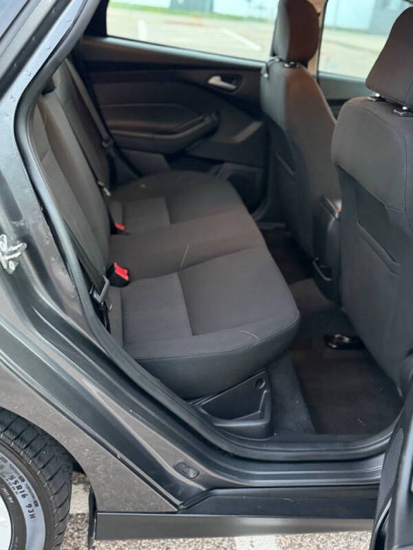 2017 Ford Focus SE