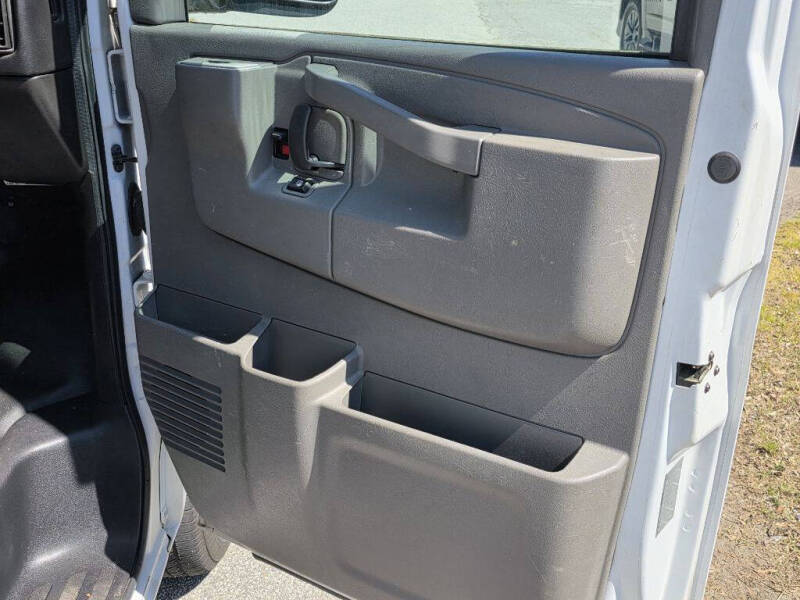 2017 Chevrolet Express 2500