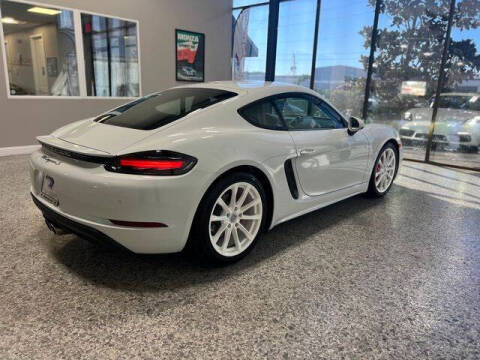 2023 Porsche 718 Cayman S