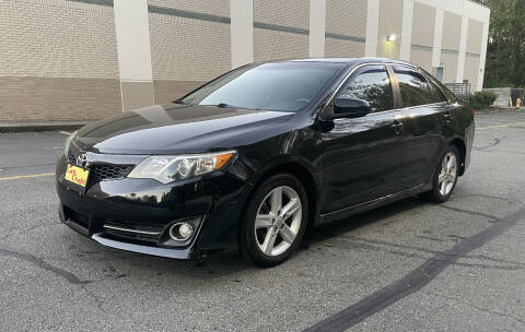 2013 Toyota Camry for sale at Car Craft Auto Sales Inc in Lynnwood WA