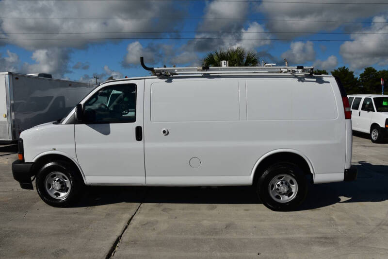 2017 Chevrolet Express 2500