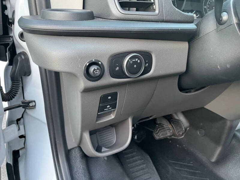 2022 Ford Transit 250