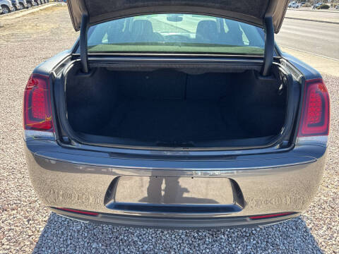 2023 Chrysler 300 Touring