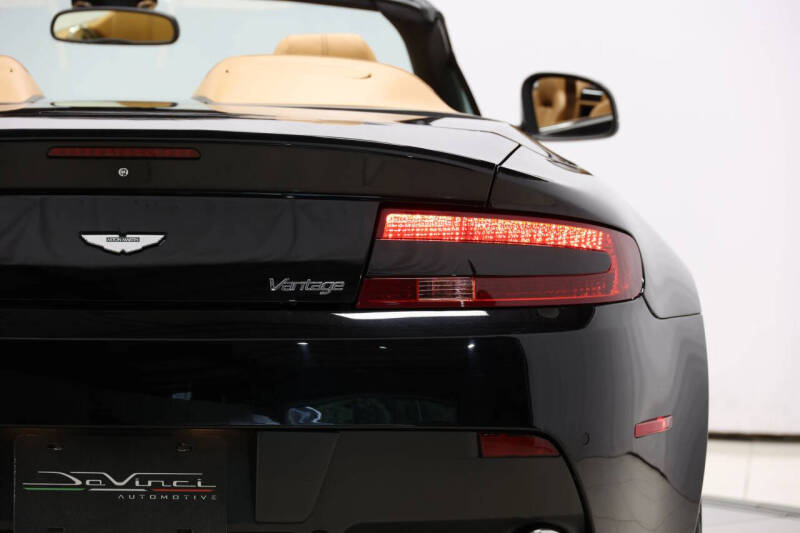 2012 Aston Martin V8 Vantage Roadster