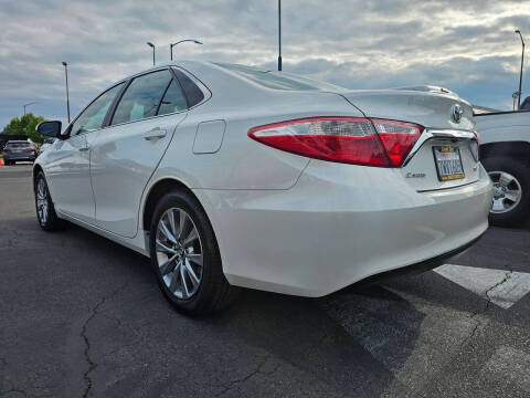 2017 Toyota Camry XLE