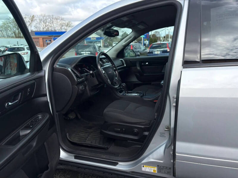 2014 GMC Acadia SLE-2