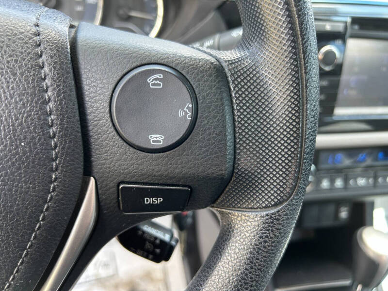 2015 Toyota Corolla LE