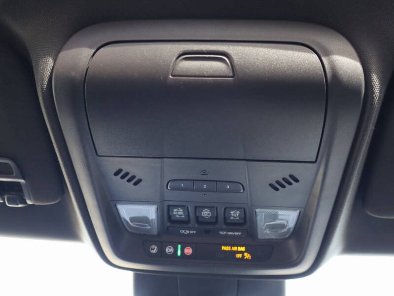 2025 Cadillac XT4 Sport