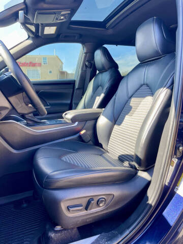 2022 Toyota Highlander XSE