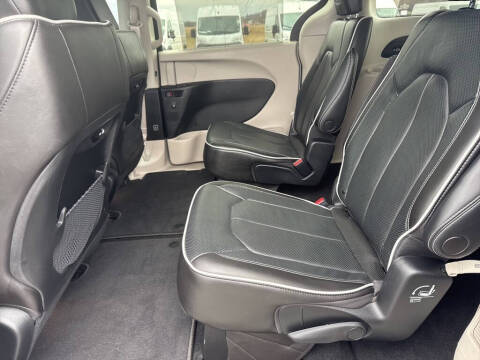 2022 Chrysler Pacifica Limited