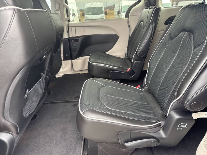 2022 Chrysler Pacifica Limited