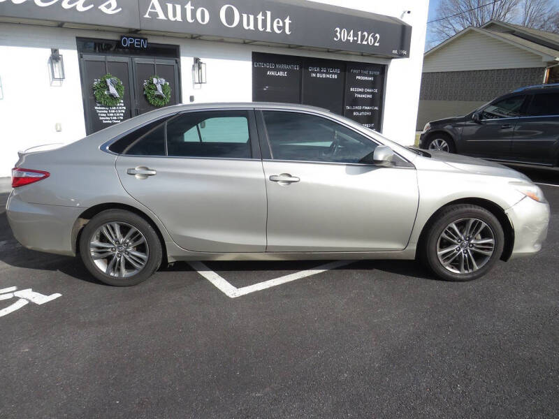 2017 Toyota Camry SE