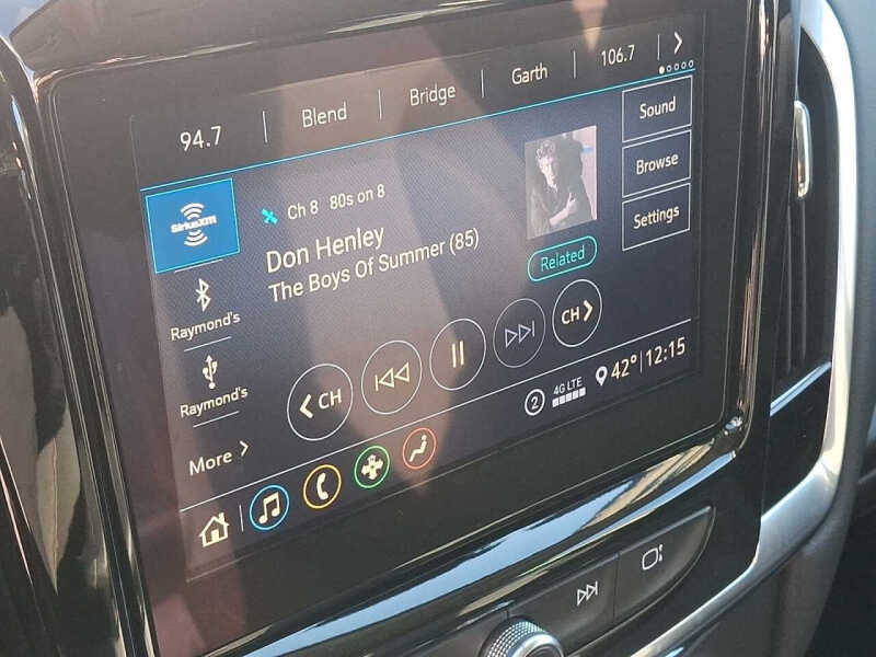 2021 Chevrolet Traverse LT Cloth