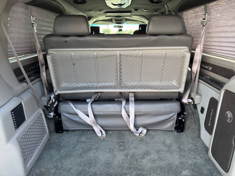 2017 GMC Savana 2500