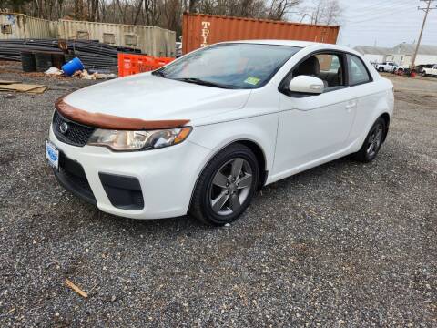 2010 Kia Forte Koup for sale at CRS 1 LLC in Lakewood NJ