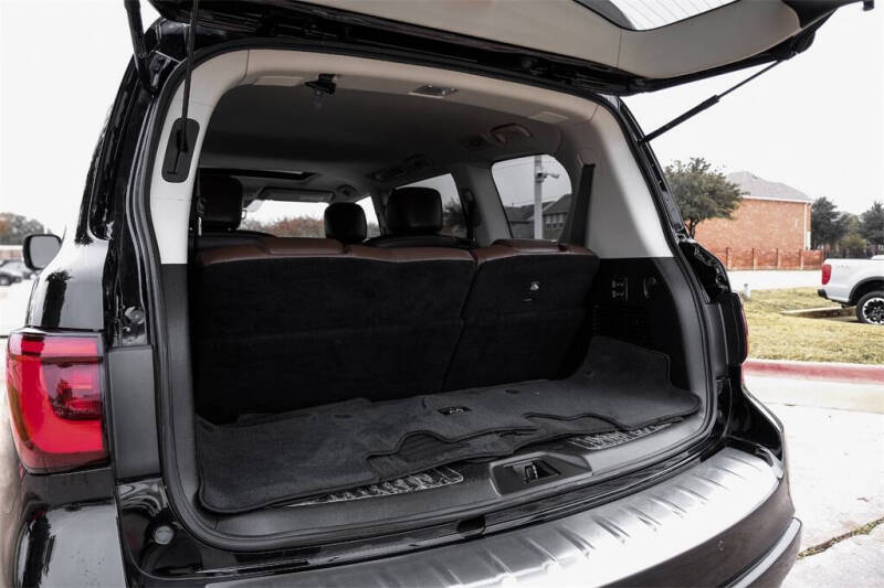 2022 Infiniti QX80 Premium Select