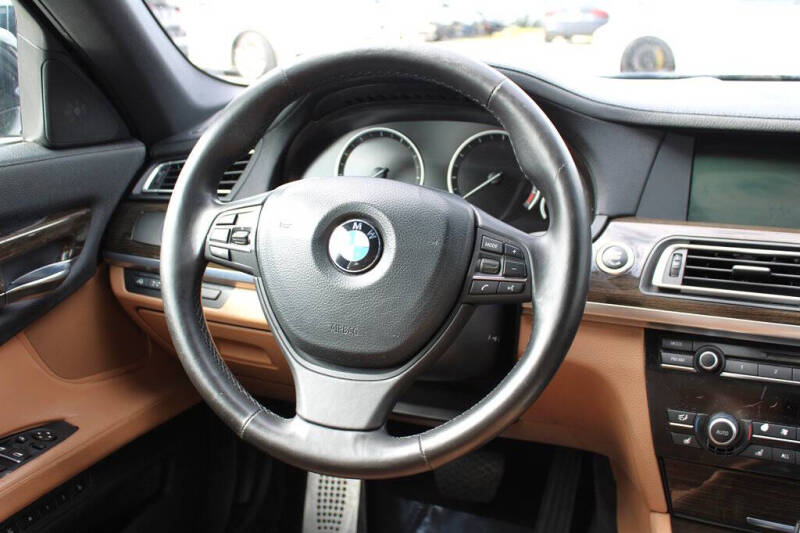 2012 BMW 7 Series 750Li xDrive