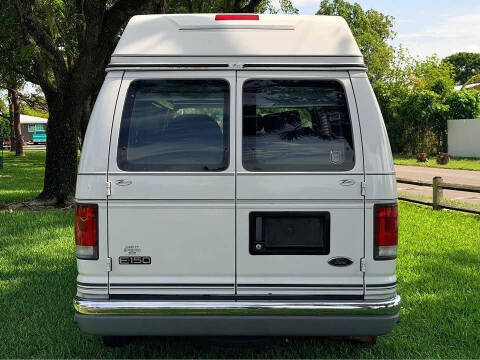 2000 Ford E-Series