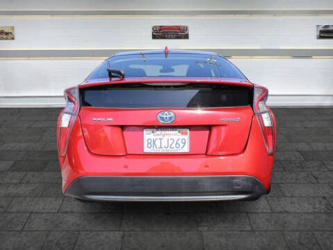 2017 Toyota Prius Two