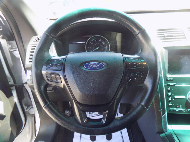 2017 Ford Explorer Sport