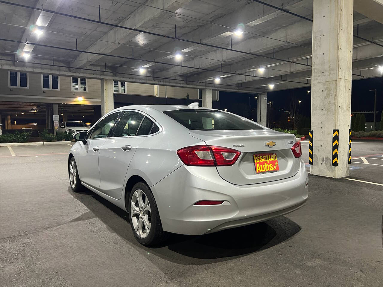 2018 Chevrolet Cruze for sale at Issaquah Autos in Issaquah, WA