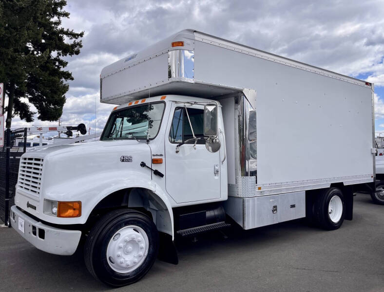 2001 International 4700