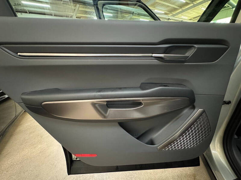 2024 Kia EV9 Light Long Range