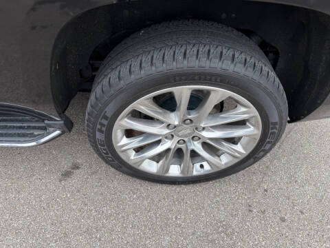 2019 Cadillac Escalade Luxury