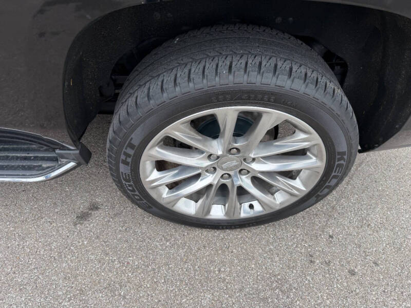 2019 Cadillac Escalade Luxury