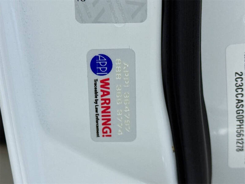 2023 Chrysler 300 Touring L