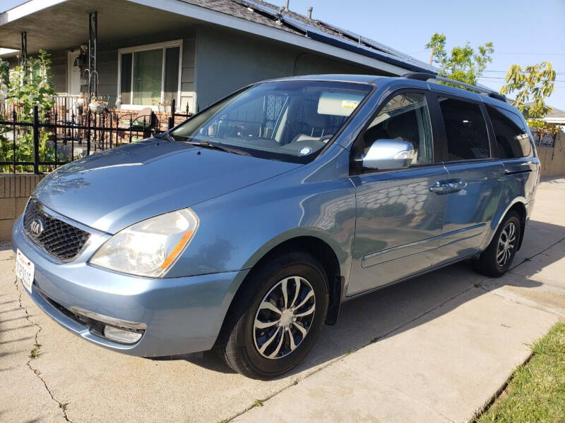2014 Kia Sedona for sale at Gus Auto Sales & Service in Gardena CA
