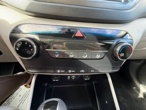 2017 Hyundai Tucson SE