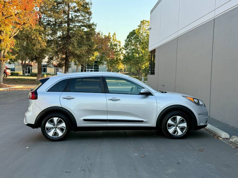 2019 Kia Niro LX