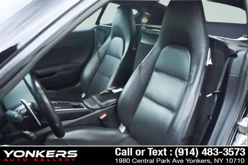 2016 Porsche Cayman Black Edition