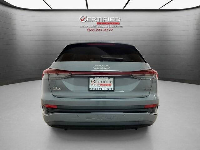 2024 Audi Q4 e-tron quattro Premium 55