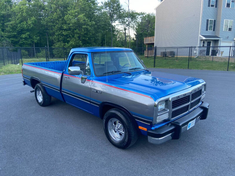 1992 Dodge RAM 150 LE