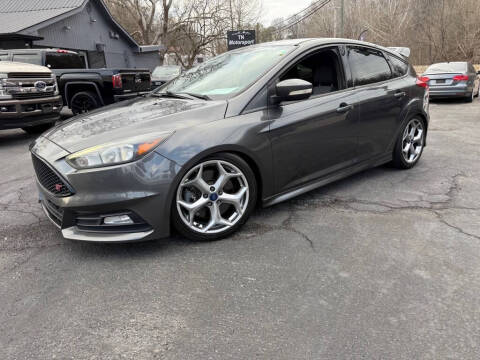 2017 Ford Focus ST