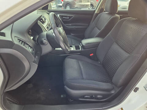 2017 Nissan Altima 2.5 SV