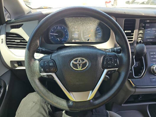 2018 Toyota Sienna